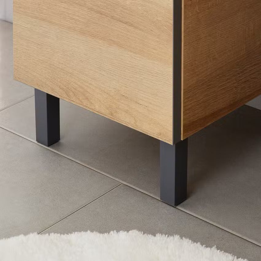 Armoire colonne de salle de bain en bois